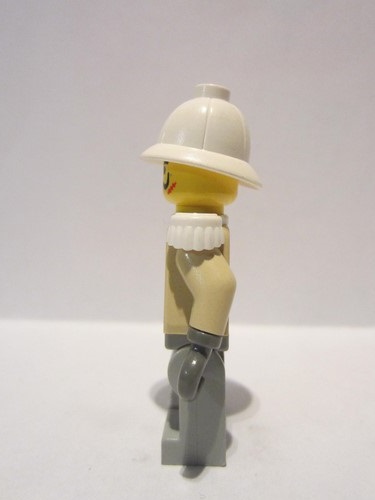 lego 1998 mini figurine adv039 Baron Von Barron With Pith Helmet and White Epaulettes 