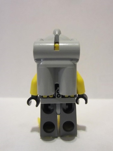 lego 2011 mini figurine atl018 Atlantis Diver 4 Lance Spears - With Yellow Flippers and Trans-Yellow Visor 