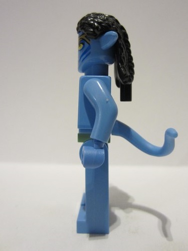 lego 2022 mini figurine avt012 Neytiri Lime and Magenta Feather Necklace, Headband, Open Mouth Smile 