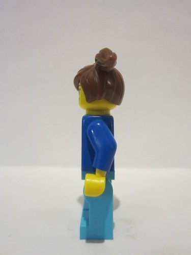 lego 2019 mini figurine adp029 Imagine It! Build It! Woman . .