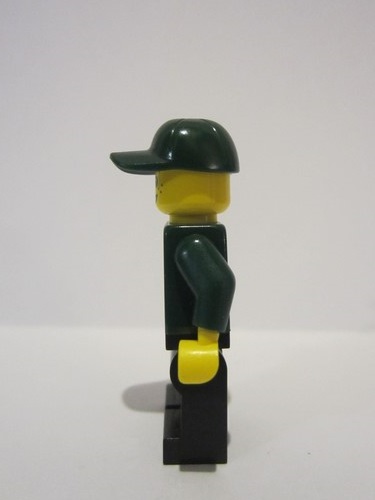 lego 2022 mini figurine adp038 Photographer Male, Dark Green Jacket, Black Legs, Dark Green Cap 