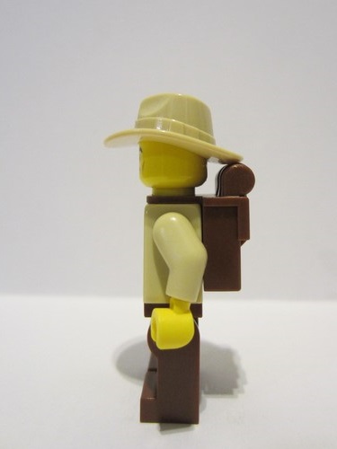 lego 2023 mini figurine adp084 Traveler Male, Tan Shirt, Reddish Brown Legs, Reddish Brown Backpack, Tan Fedora Hat 