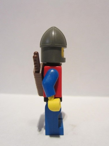 lego 1985 mini figurine cas113a Crusader Lion Blue Legs with Black Hips, Dark Gray Chin-Guard, Quiver 