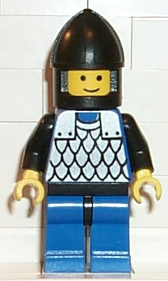 lego 1988 mini figurine cas141 Scale Mail Blue, Blue Legs with Black Hips, Black Chin-Guard 