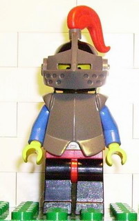 lego 1990 mini figurine cas170 Breastplate Armor over Red, Black Helmet, Dark Gray Visor, Red Plume 