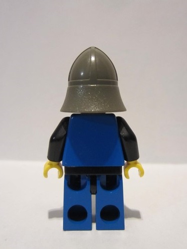 lego 1992 mini figurine cas142 Scale Mail Blue, Blue Legs with Black Hips, Dark Gray Neck-Protector 