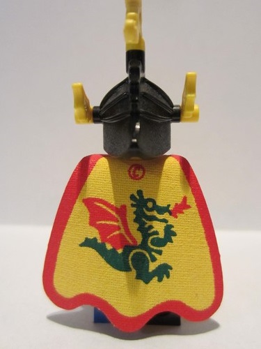 Round Lobes w/ Dragon Pattern Minifig Yellow Cape Cloth LEGO Castle 