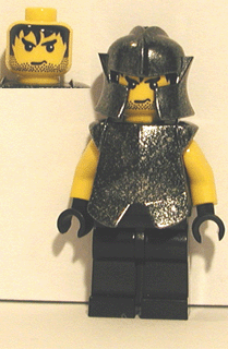 lego 2006 mini figurine cas313 Rogue Knight 6 Black Legs, Speckle Breastplate, Speckle Cheek Protector Helmet 