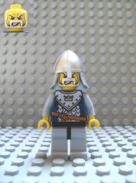 lego 2007 mini figurine cas343 Crown Knight Scale Mail