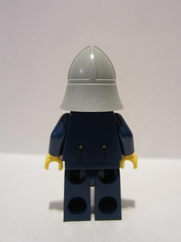 lego 2011 mini figurine cas479a Knight Red Sash, Light Bluish Gray Neck Protector, Black Eyebrows 