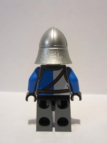 lego 2013 mini figurine cas521 King's Knight King's Knight Blue and White with Chest Strap and Crown Belt, Helmet with Neck Protector, Angry Eyebrows and Scowl 
