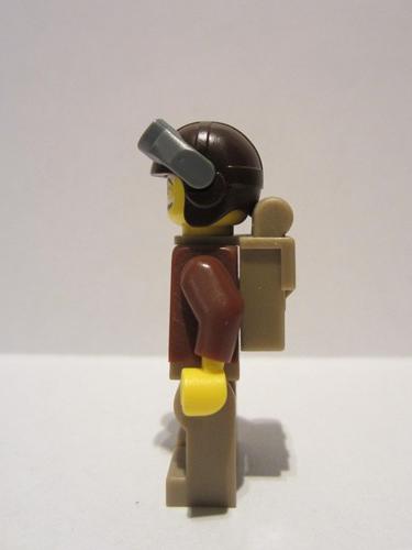 lego 2011 mini figurine col036 Pilot . .