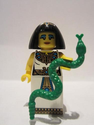 lego 2011 mini figurine col078 Egyptian Queen . .