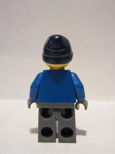 lego 2011 mini figurine col080 Snowboarder Guy . .