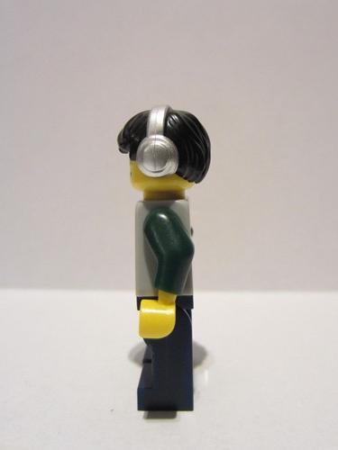 lego 2012 mini figurine col124 DJ . .