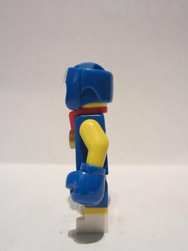 lego 2012 mini figurine tgb001 Brawny Boxer . .