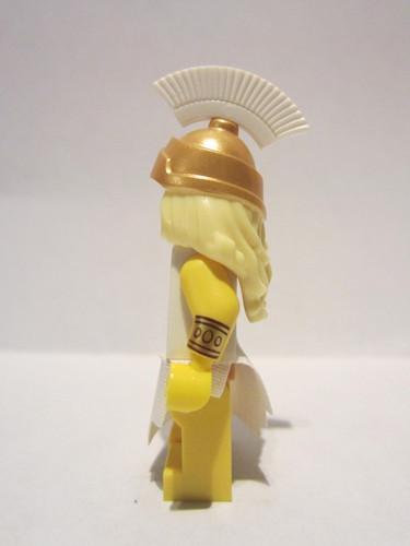 lego 2014 mini figurine col183 Battle Goddess . .