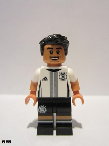 lego 2016 mini figurine dfb008 Mesut Özil (8)