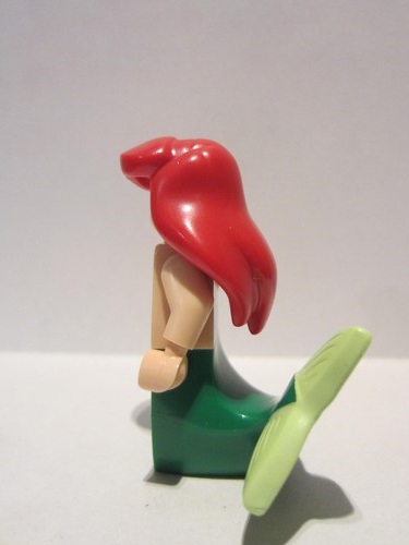 lego 2016 mini figurine dis018 Ariel . .