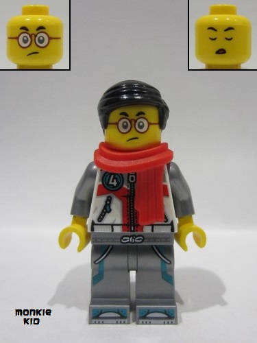 lego 2024 mini figurine mk162 Mr. Tang White Jacket, Flat Silver Legs 