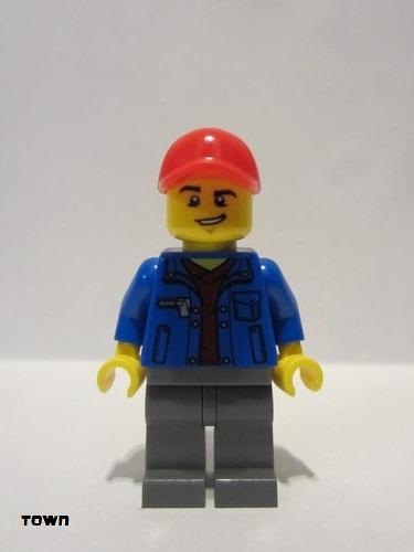 lego 2017 mini figurine cty0800 Truck Driver