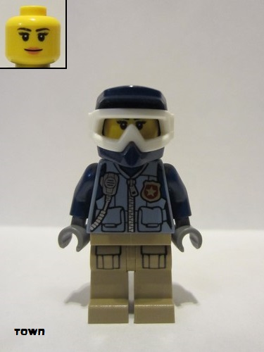 lego 2018 mini figurine cty0854 Mountain Police - Officer Female, Dirt Bike 