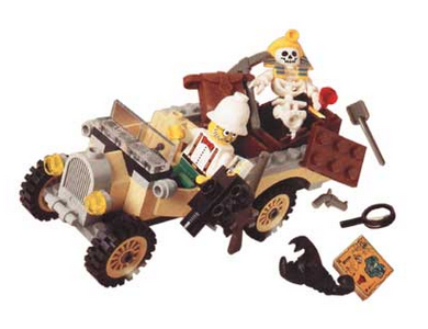 lego 1998 set 2995 Adventurers Car and Skeleton