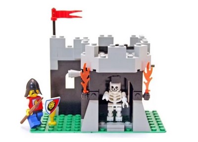 lego 1995 set 6036 Skeleton Surprise 