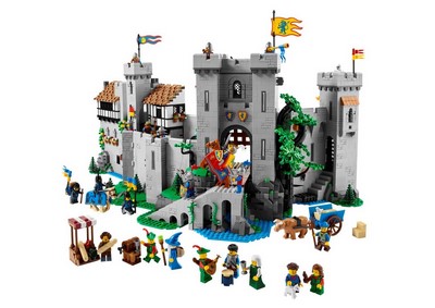 lego 2022 set 10305 Lion Knight's Castle Le château des Chevaliers du Lion