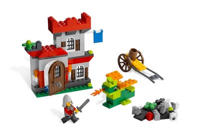 lego 2011 set 5929 Knight and Castle Building Set 