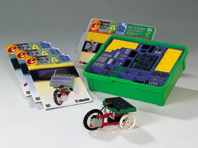 lego 1999 set 9681 eLAB Renewable Energy Set (1999 Version) 