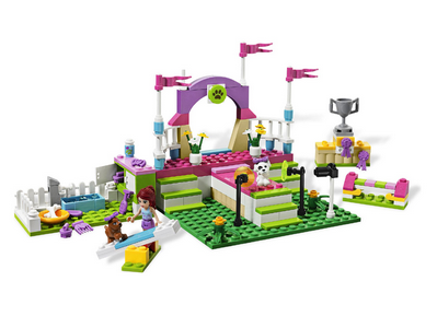lego 2012 set 3942 Heartlake Dog Show