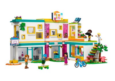 lego 2023 set 41731 Heartlake International School