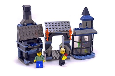 lego 2003 set 4720 Knockturn Alley 