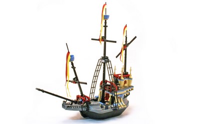 lego 2005 set 4768-2 The Durmstrang Ship with Bonus Mini-Figures