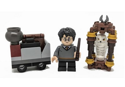 lego 2018 set 30407 Harry's Journey to Hogwarts