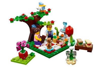 lego 2017 set 40236 Romantic Valentine Picnic 