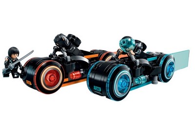 lego 2018 set 21314 TRON Legacy 