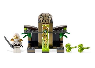 lego 2012 set 9440 Venomari Shrine 