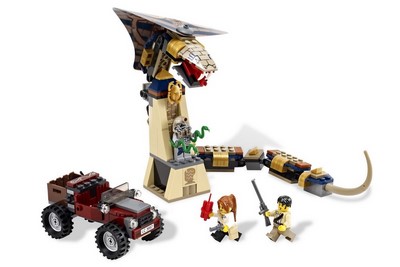 lego 2011 set 7325 Cursed Cobra Statue 