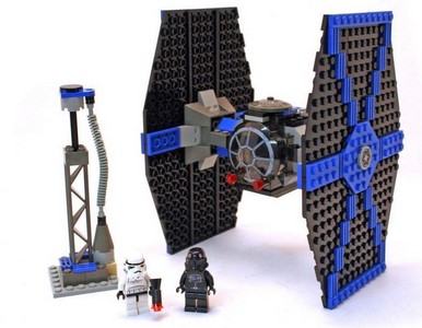 lego 2001 set 7146 TIE Fighter 