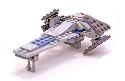 lego 2004 set 4493 Sith Infiltrator 