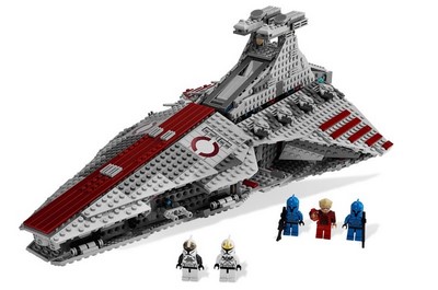 lego 2009 set 8039 Venator-Class Republic Attack Cruiser 