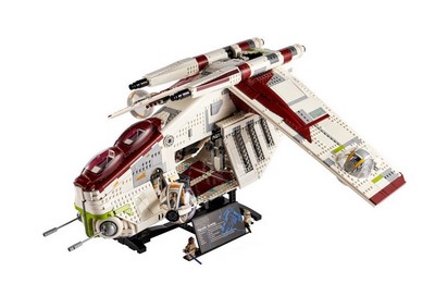 lego 2021 set 75309 Republic Gunship L’hélicoptère de combat de la République