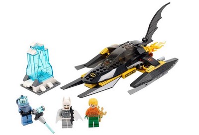 lego 2013 set 76000 Arctic Batman vs. Mr Freeze : Aquaman on Ice 