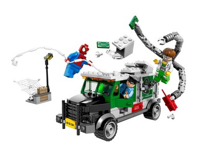 lego 2014 set 76015 Doc Ock Truck Heist 