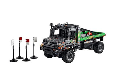 lego 2021 set 42129 4x4 Mercedes-Benz Zetros Trial Truck Le camion d’essai 4x4 Mercedes-Benz Zetros