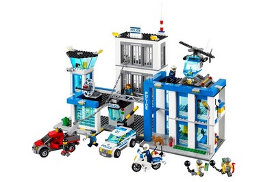 lego 2014 set 60047 Police Station