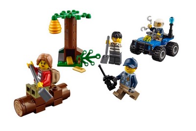 lego 2018 set 60171 Mountain Fugitives 