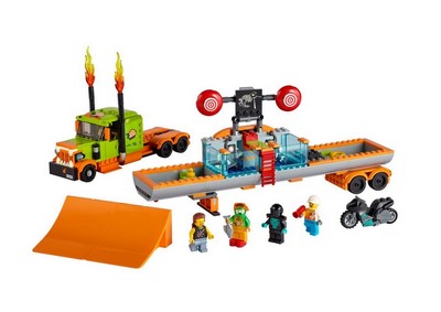 lego 2021 set 60294 Stunt Show Truck Le camion de spectacle des cascadeurs